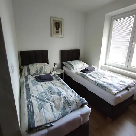 Symple Aparthotel 3*